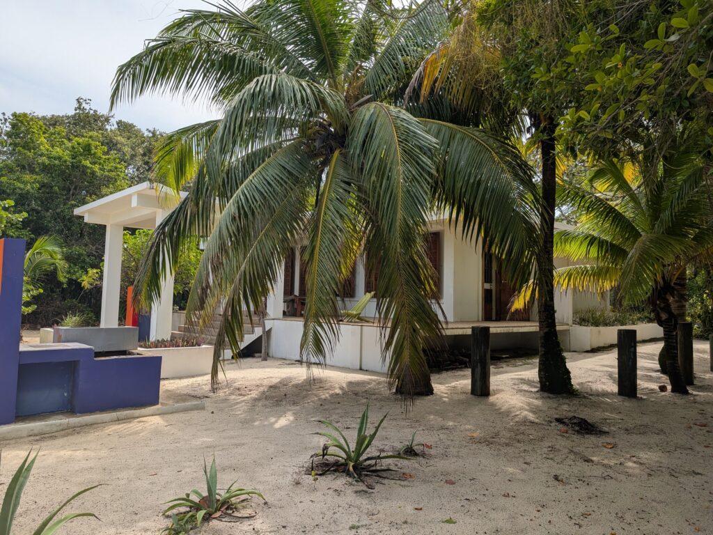 H4194: The Beach house everyone asks about
